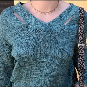 turquoise sweater 🌟
